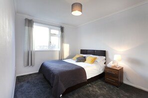 Casa familiar, varias camas | Ropa de cama de alta calidad y decoración personalizada 