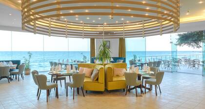 Marina Sunny Day Resort