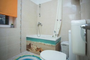Bathroom - Apartment Duje (Kastela)