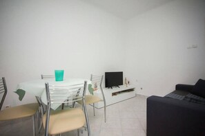 Apartment, 1 Double Bed with Sofa bed | Living area