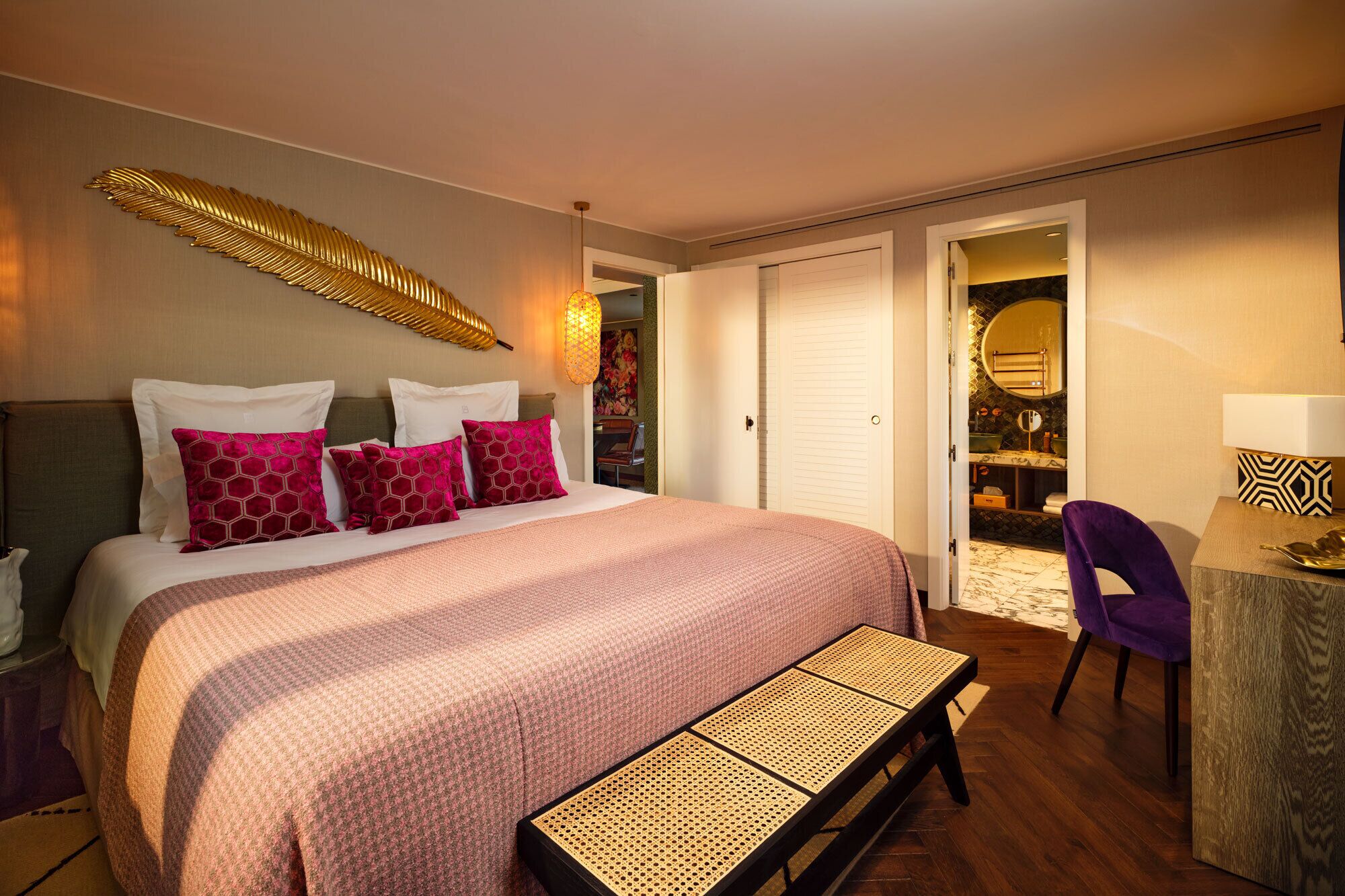 Deluxe Bungalow (the one)