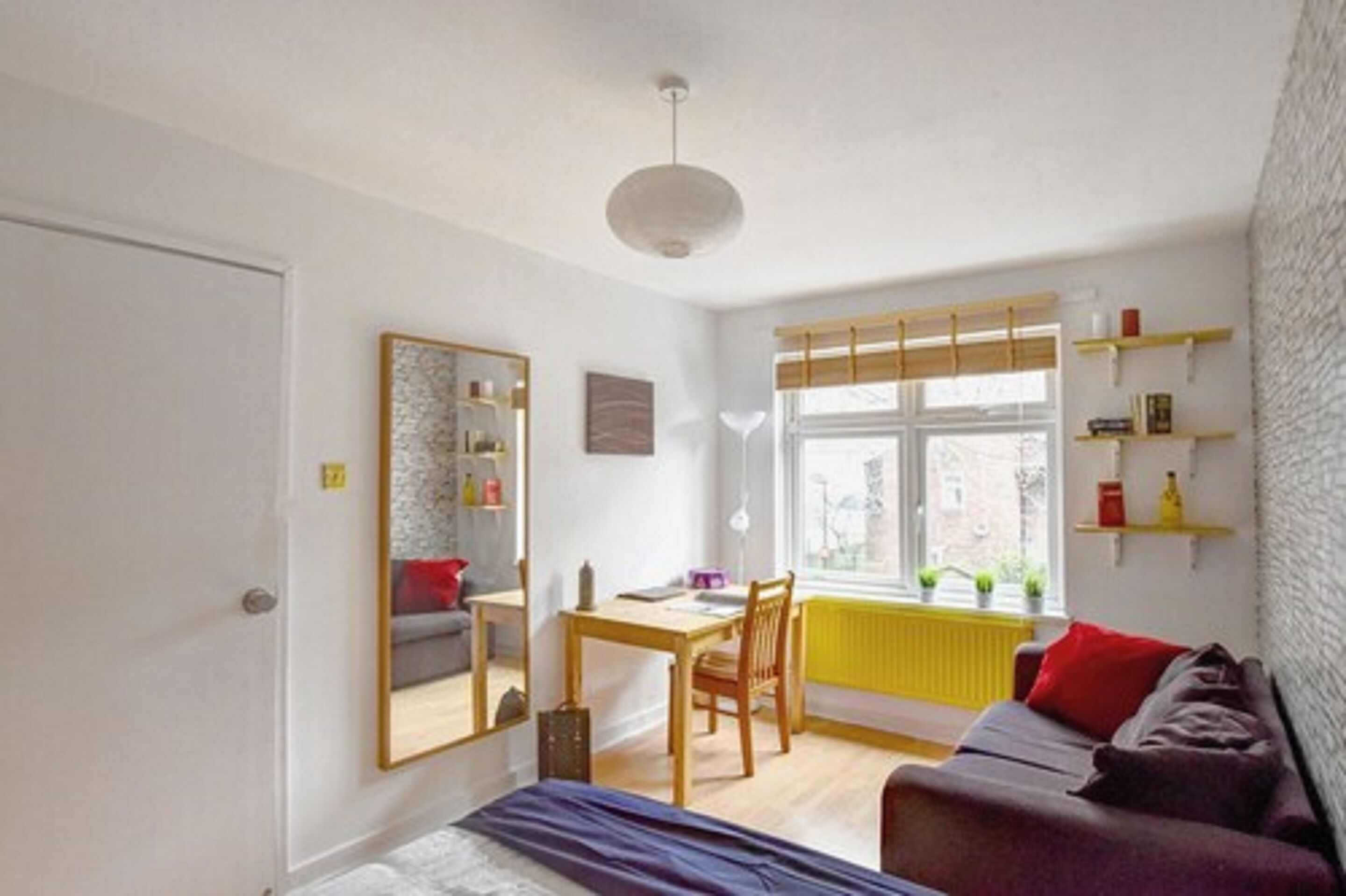 Photo - Tower Bridge Rainbow Suites