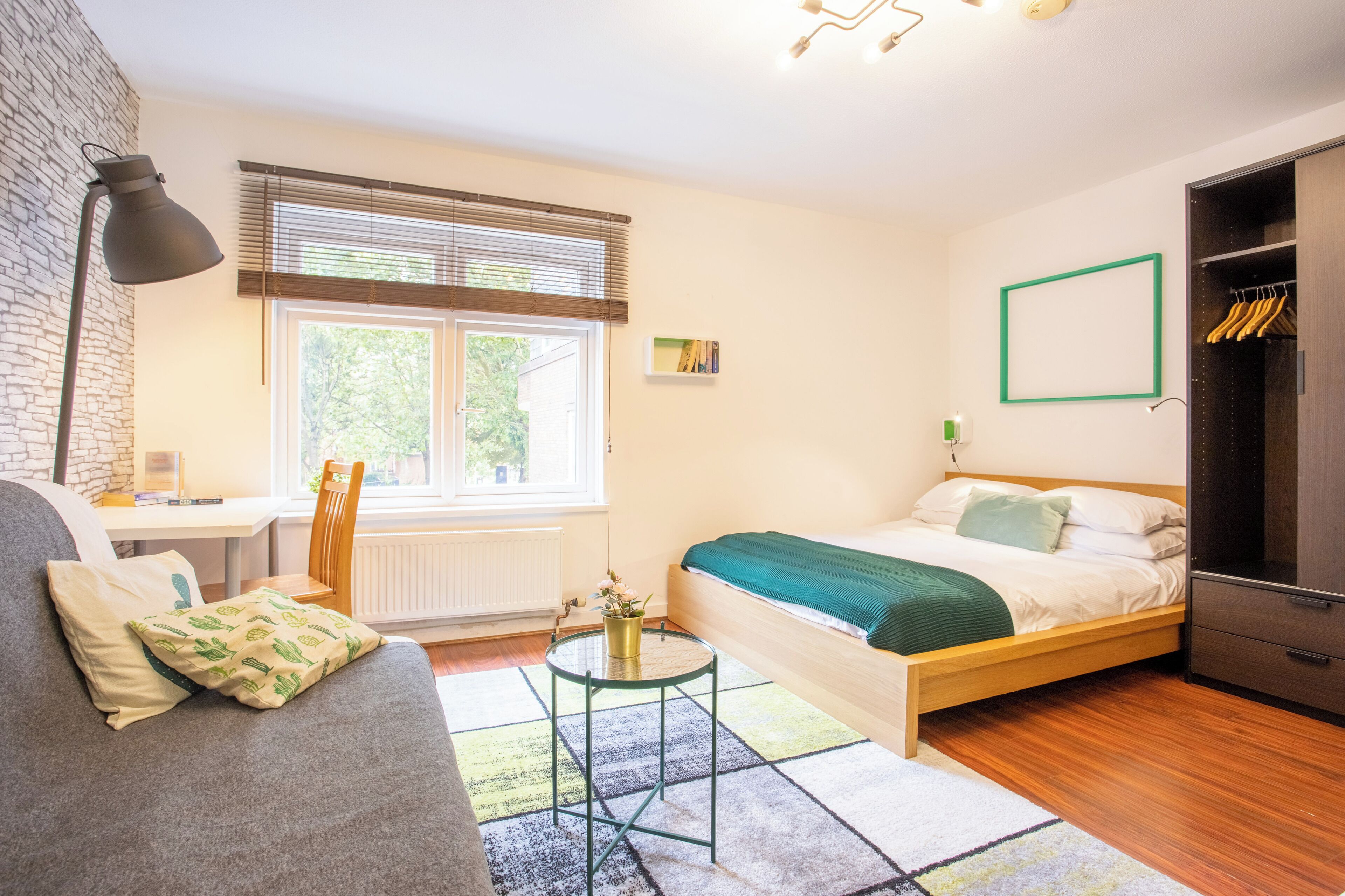Deluxe Double Room, 1 Double Bed, Shared Bathroom | Iron/ironing board, free WiFi, bed sheets