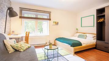 Deluxe Double Room, 1 Double Bed, Shared Bathroom | Iron/ironing board, free WiFi, bed sheets