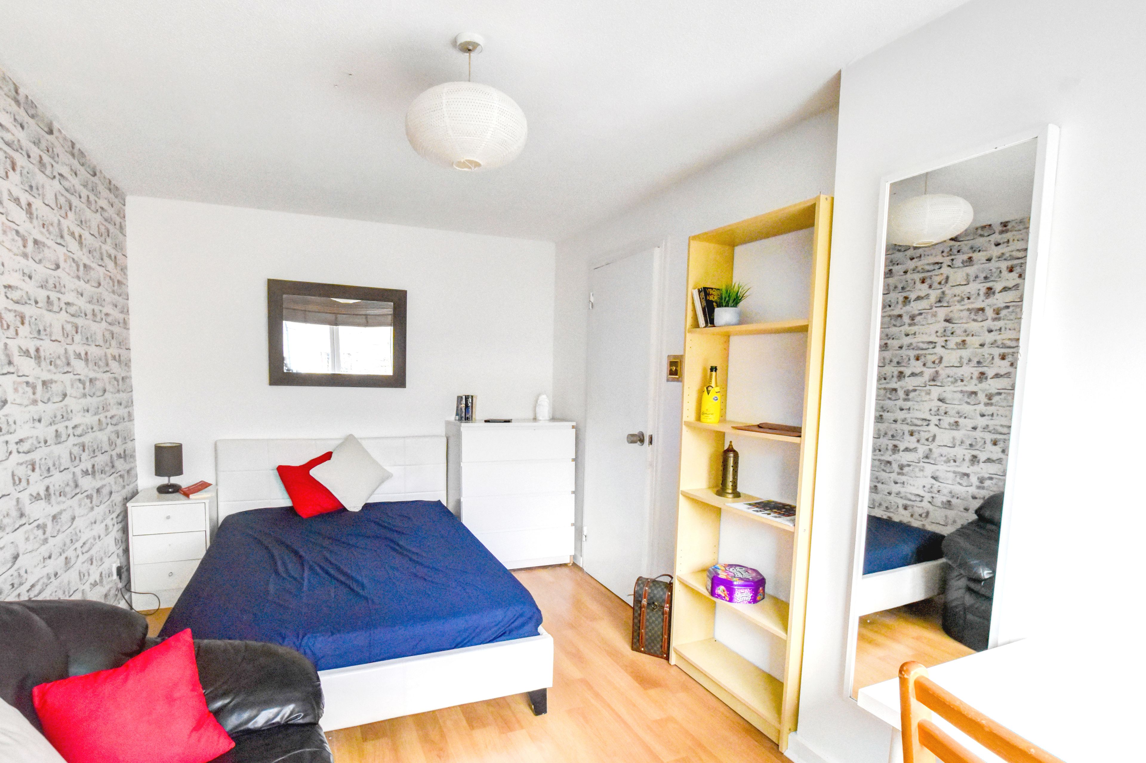 Photo - Tower Bridge Rainbow Suites