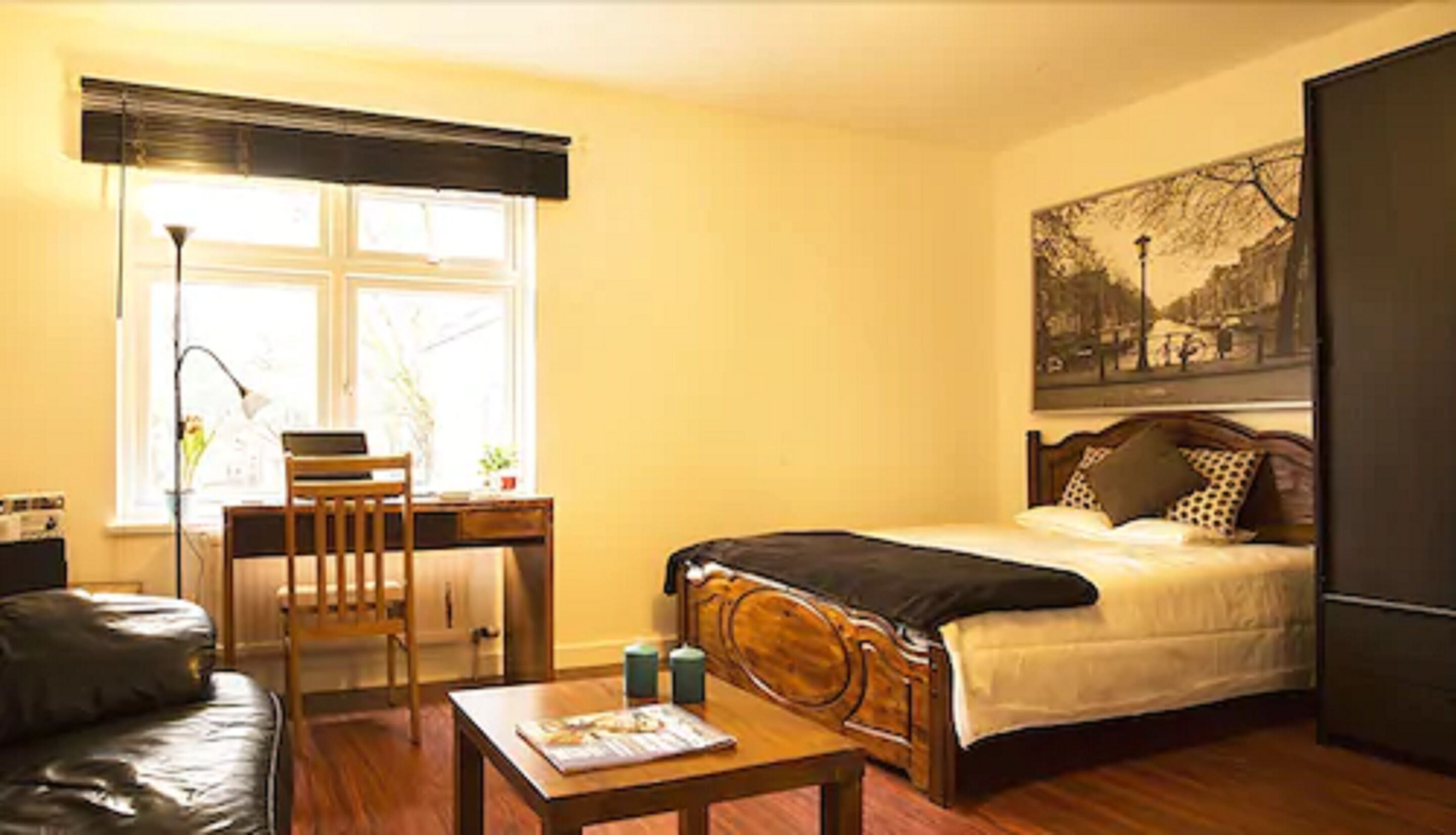 Photo - Tower Bridge Rainbow Suites