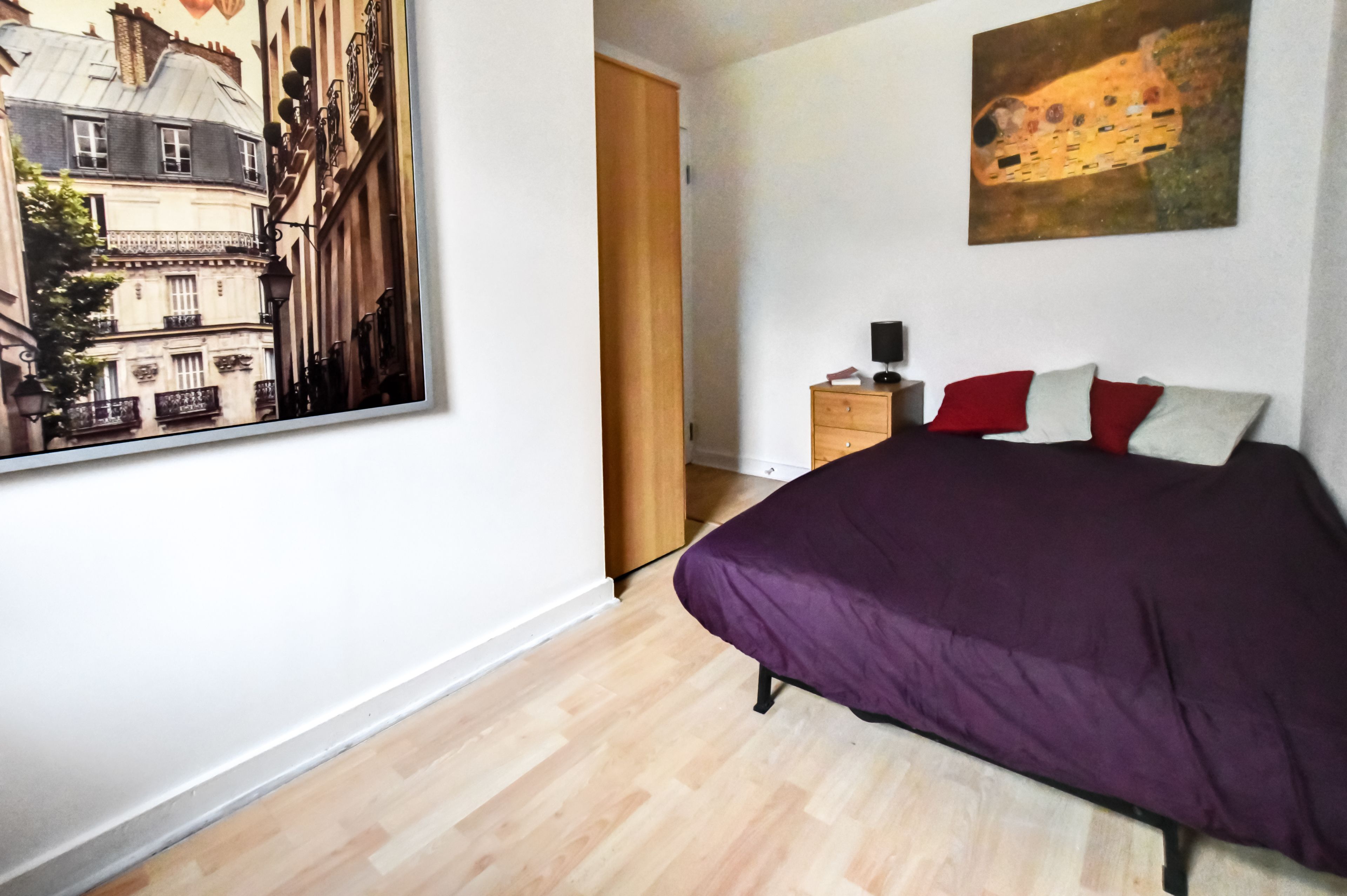 Photo - Tower Bridge Rainbow Suites