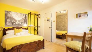 Comfort Double Room, 1 Double Bed, Shared Bathroom | Iron/ironing board, free WiFi, bed sheets