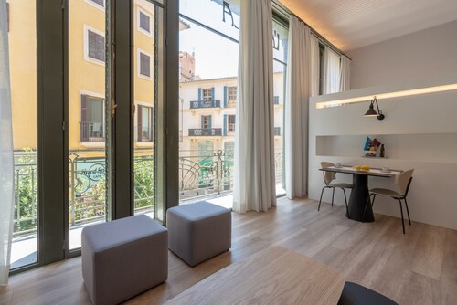 Apartment L´Aguila 1 in the heart of Palma with Wifi, AC, Fully Equipped, Bright