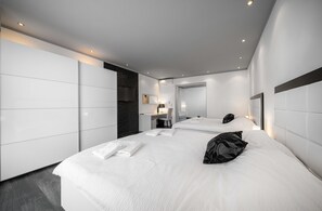 Coffres-forts dans les chambres, bureau