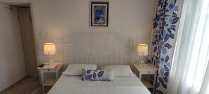 Soundproofing, free cots/infant beds, free WiFi, bed sheets