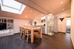 Dining - Chalet Primula Penthouse (Wengen)