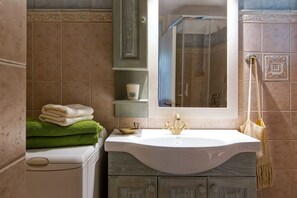 Ferienhaus, 2 Schlafzimmer | Waschbecken im Bad