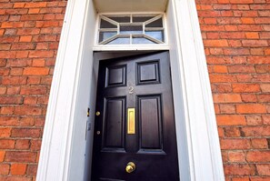 Luxury House, Private Bathroom | Exterior - Derby Town House (Derby)