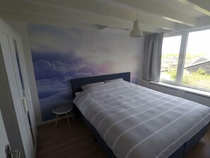 Lits bébé (gratuits), Wi-Fi gratuit, draps fournis