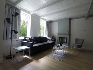 Apartment, 3 Bedrooms (Mus) | Free cribs/infant beds, free WiFi, bed sheets