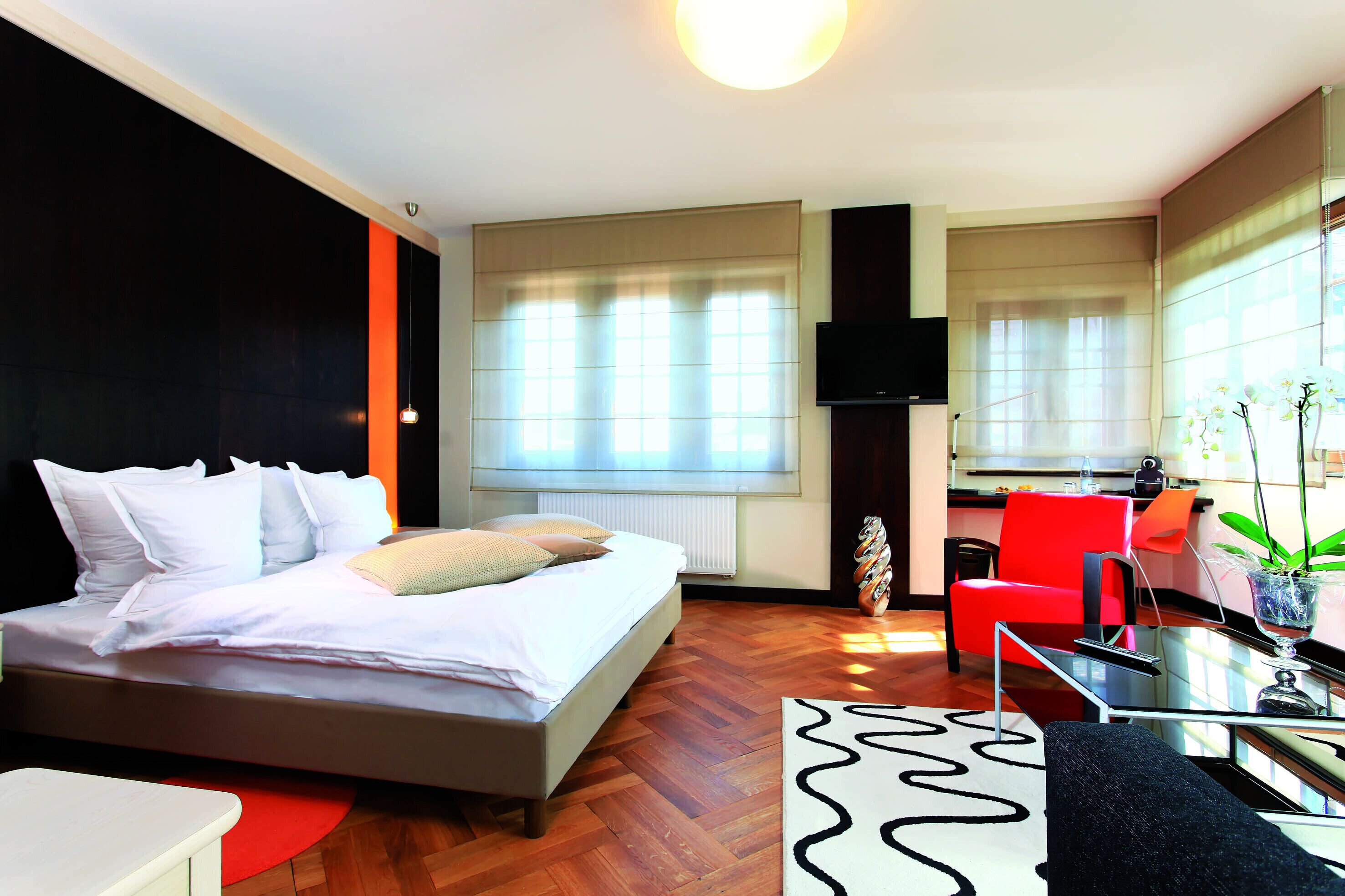 exclusive room | in-room safe, individually decorated, individually furnished