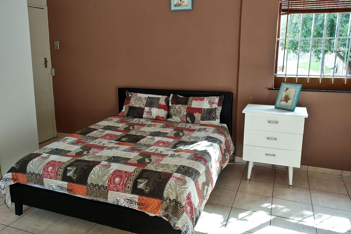 Chambre Triple Standard | 1 chambre, fer et planche à repasser, Wi-Fi gratuit, draps fournis