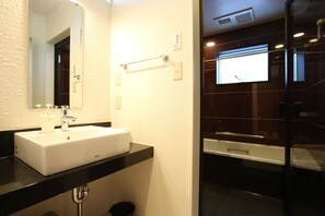 Comfort-Chalet, 2 Schlafzimmer | Badezimmer | Badewanne und Dusche (separat), kostenlose Toilettenartikel