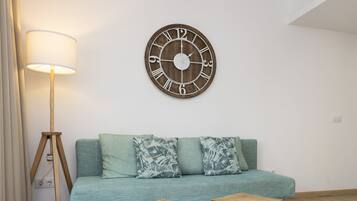 In-room safe, desk, iron/ironing board, free WiFi