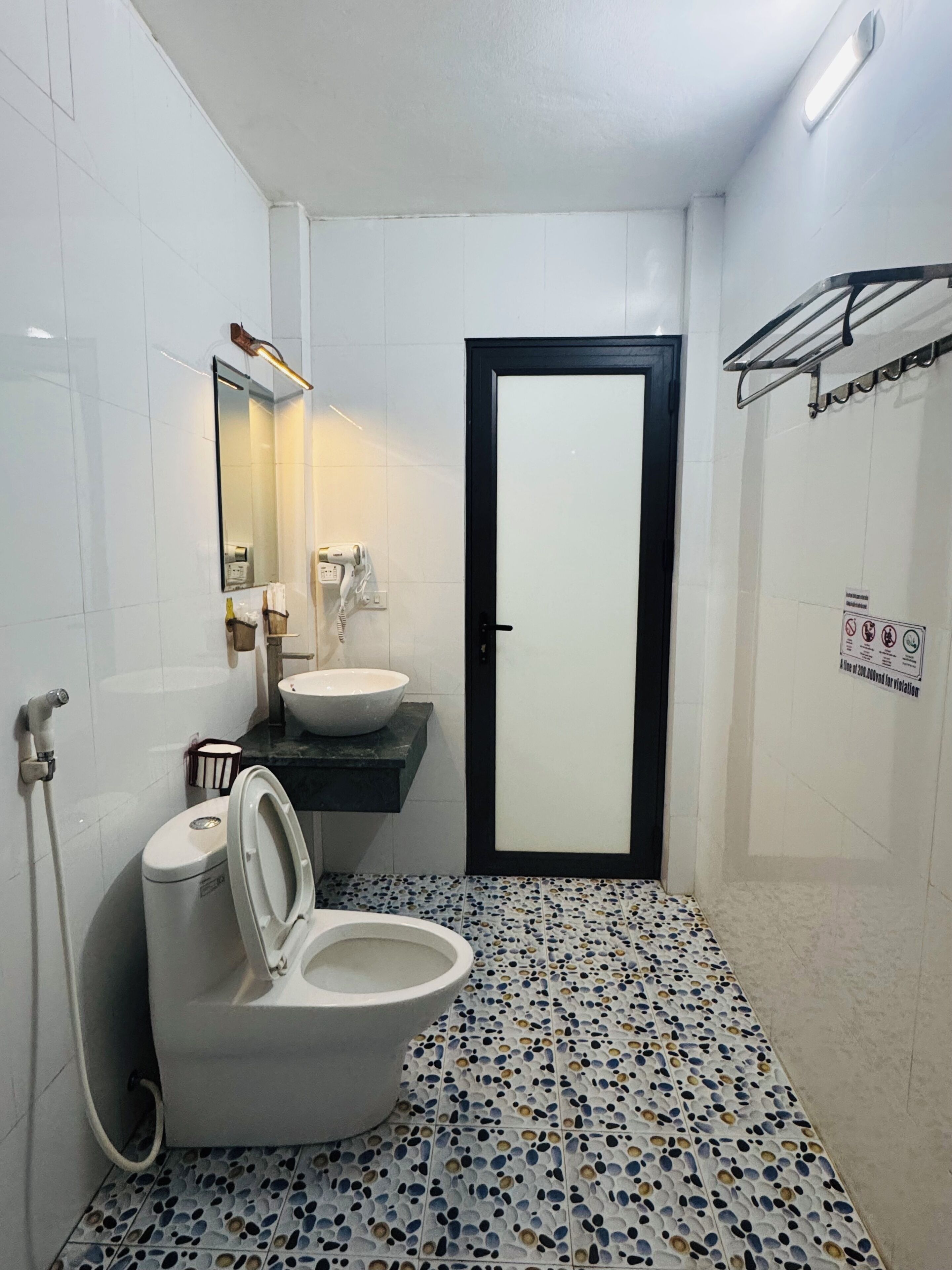 Camera familiare | Bagno | Doccia, doccia idromassaggio, set di cortesia firmato, asciugacapelli