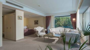 1 bedroom, minibar, free cribs/infant beds, free WiFi