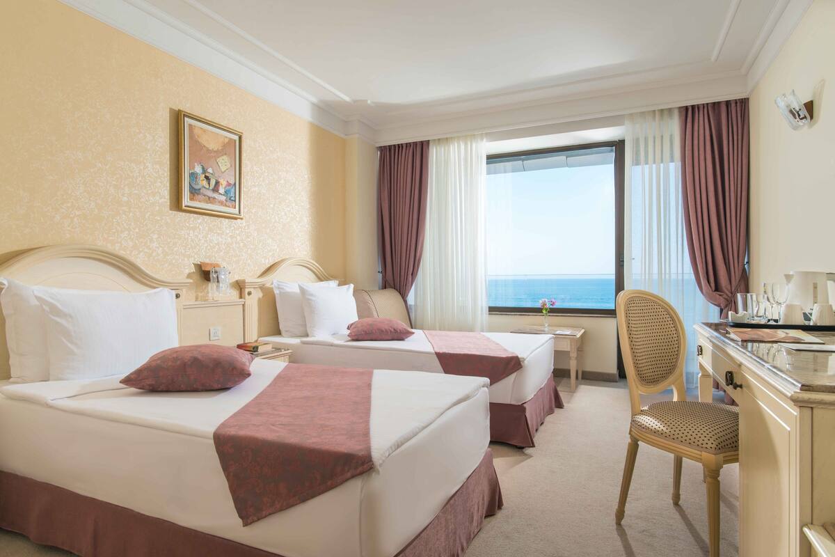 Standard Double Room, Balcony, Sea View