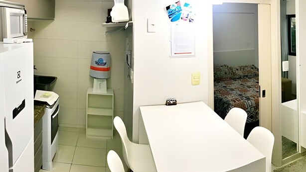 Apartment | Private kitchen | Fridge, microwave, oven, blender - Vacanze - Gales da Pajuçara (Maceió)