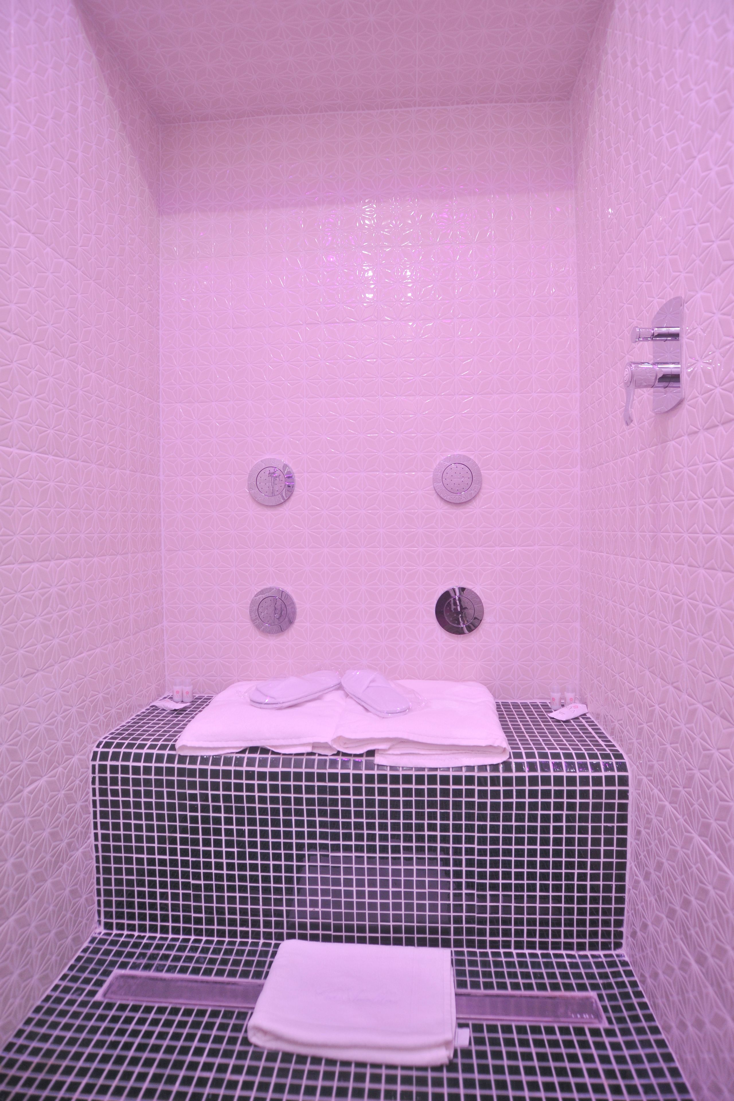 Exclusive-Suite, Meerblick | Dusche im Bad