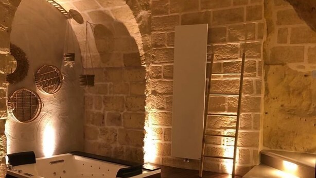 حمام تركي، علاجات للجسم، جلسات للعناية بالوجه، جلسات تدليك