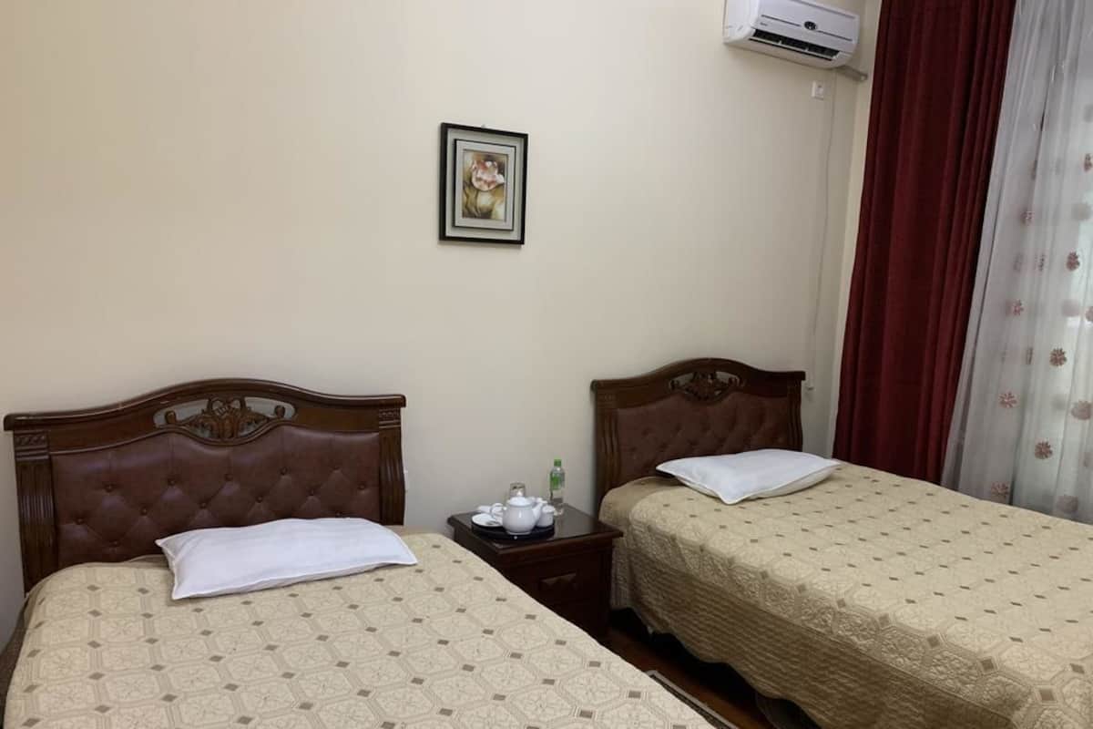 Family Room, Multiple Beds | In-room safe, desk, iron/ironing board, free WiFi