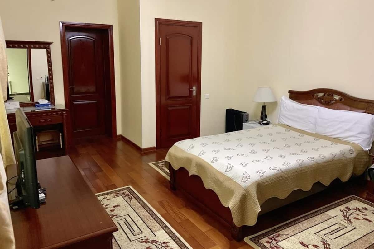 Standard Single Room, 1 Single Bed, Balcony | In-room safe, desk, iron/ironing board, free WiFi