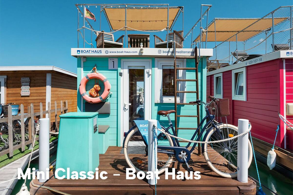 Boat Haus Mini Classic | Sengetøy av topp kvalitet, dundyner og skrivebord