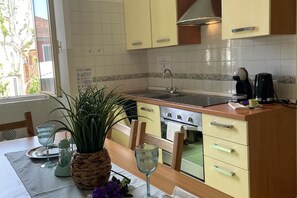 Private kitchen - BNBOOK-BORROMEO 2 RHO (RHO)