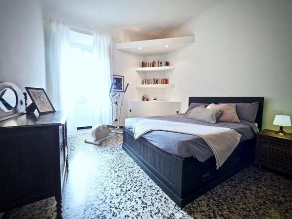 Apartment, 3 Schlafzimmer | Schreibtisch, Bügeleisen/Bügelbrett, kostenloses WLAN, Bettwäsche