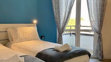 1 bedroom, desk, iron/ironing board, WiFi