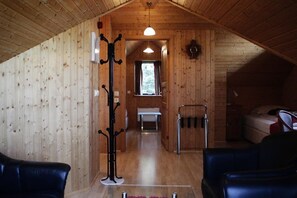 Triple Room, Private Bathroom - Guesthouse Svartiskógur Egilsstaðir (Egilsstaðir)