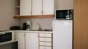 Cottage, 1 Bedroom | Private kitchen