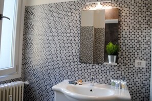 Shower, bidet