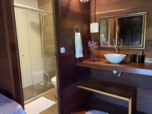 Basic Bungalow, Multiple Beds | Bathroom | Hair dryer - Atins Bangalôs (Barreirinhas)