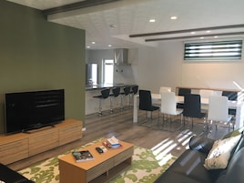 Apartment, 5 Bedrooms | Living area | TV