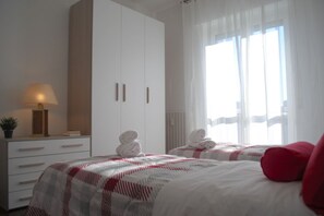 2 bedrooms