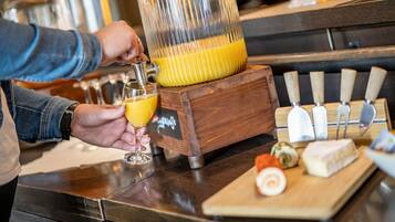 Desayuno bufé gratuito y diario