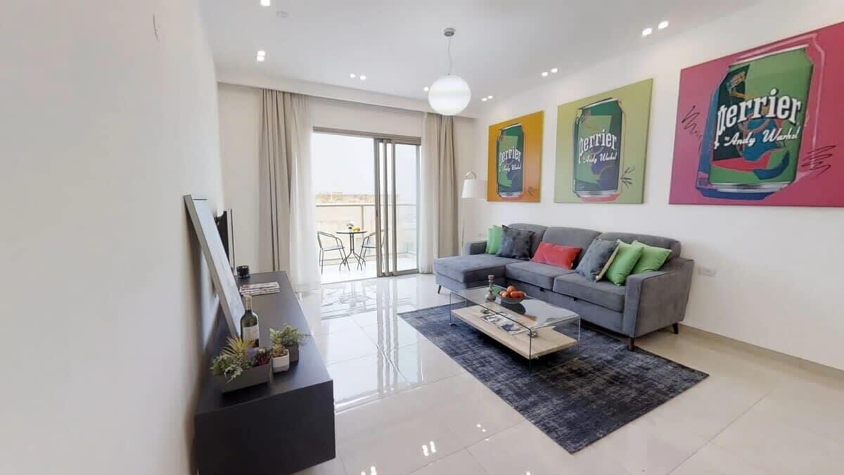 TV a schermo piatto, studio