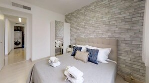 2 Schlafzimmer, Bügeleisen/Bügelbrett, Reisekinderbett, WLAN