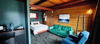 อโดบา อินน์ แอนด์ สวีทส์