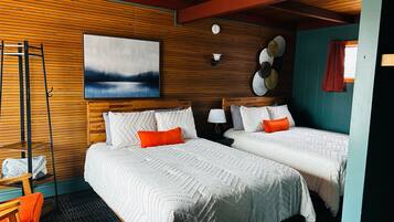 Individually decorated, desk, free WiFi, bed sheets