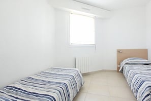Apartment, 3 Bedrooms (7 Pers) | Free WiFi, bed sheets - VVF Résidence Arcachon (Arcachon)