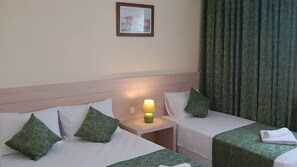 Individuelt dekorert, blendingsgardiner, lydisolert og wi-fi (inkludert)