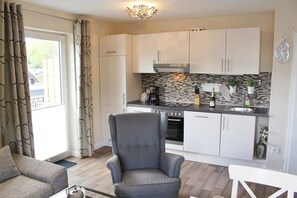 Flachbildfernseher, DVD-Player